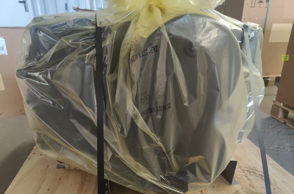 05a5c1cea75b04fc47e62850d08e3b4b