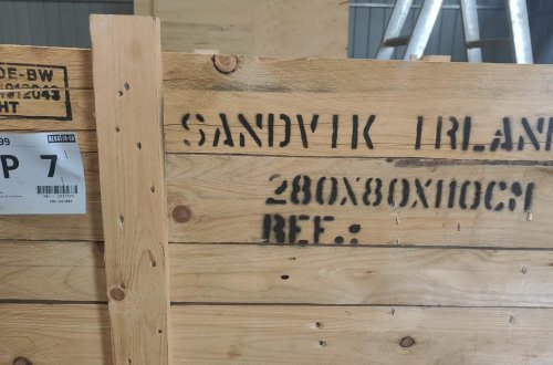 7381037cb50979721b8d050d9386d95e